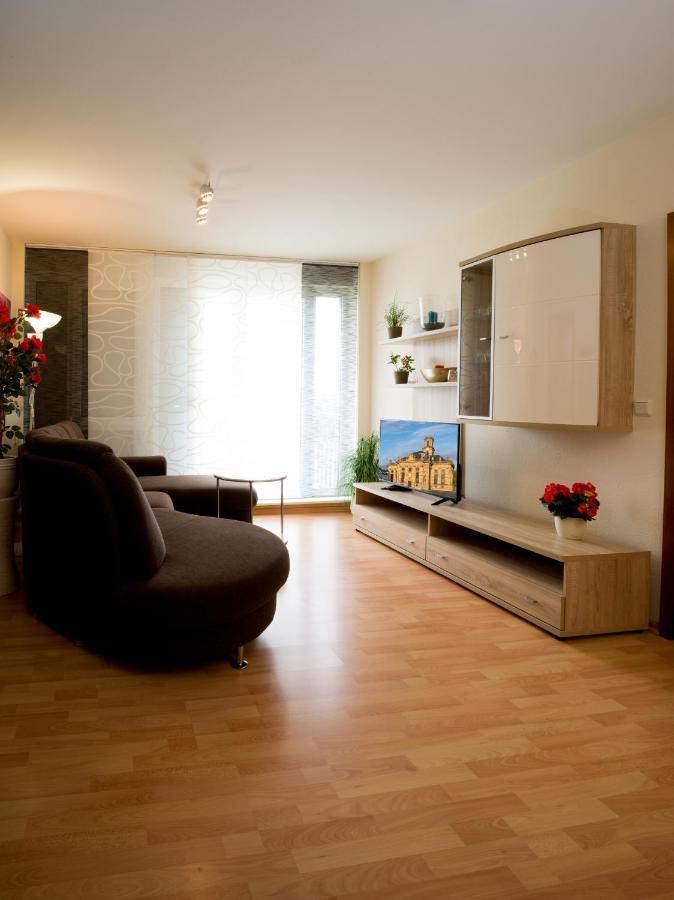 Ferienwohnung Fernblick ザールブリュッケン エクステリア 写真
